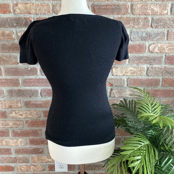 Banana Republic black small short puff sleeve sweater - Picture 7 of 8